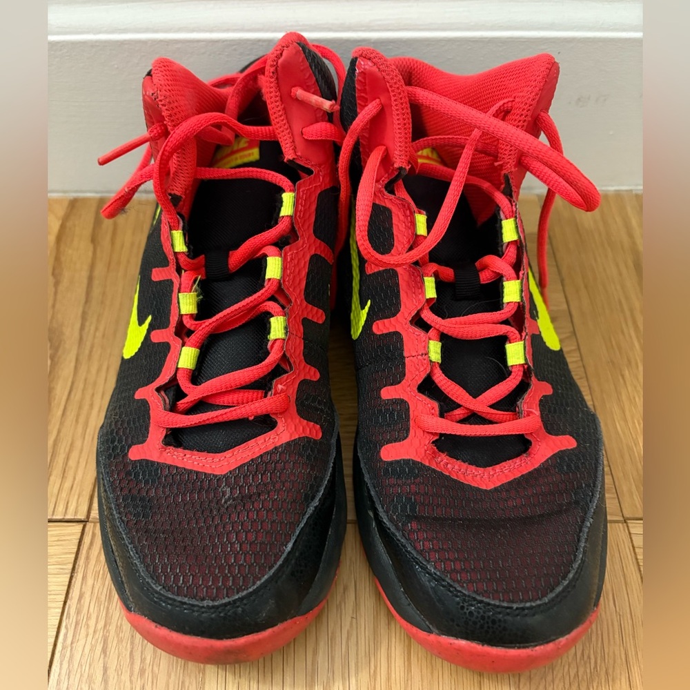 Nike Zoom Without a Doubt basketball sneakers